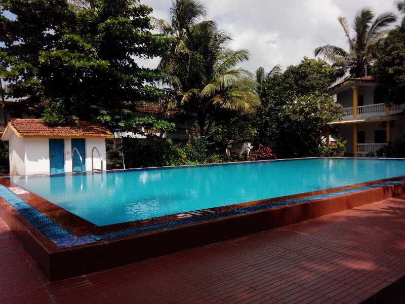 Hotel Riverside Baga Extérieur photo